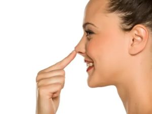 بهترین سن عمل بینی