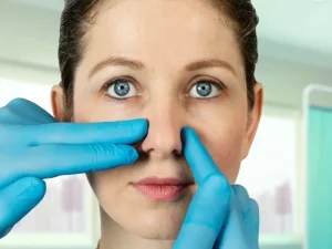 عوارض عمل بینی